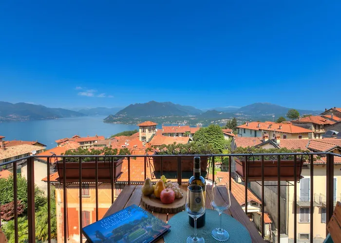 Charming Magognino Hills View - Happy * Stresa